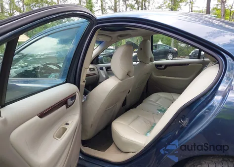 2009 Volvo S60 2.5T/2.5T Special Edition из США, поврежденный, VIN YV1RS592692723625